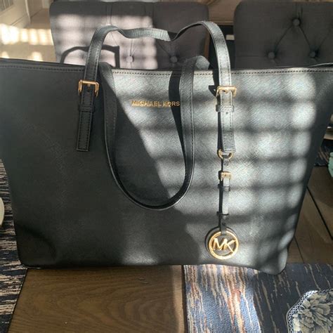 michael kors classic tote